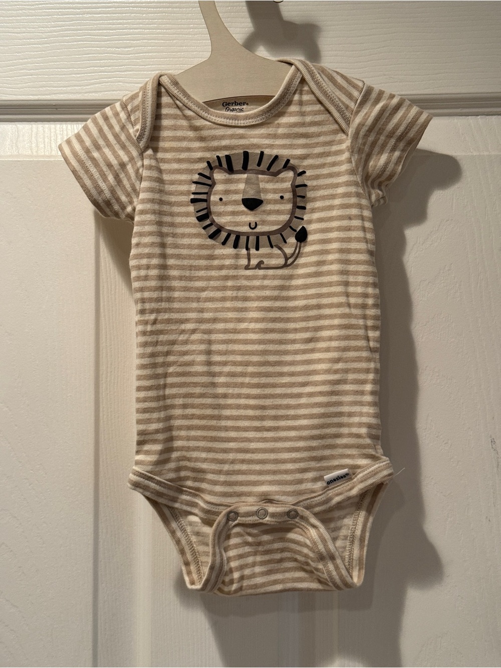 Gerber Organic Cotton Beige Striped Lion One-Piece Bodysuit Onesie 3-9M
